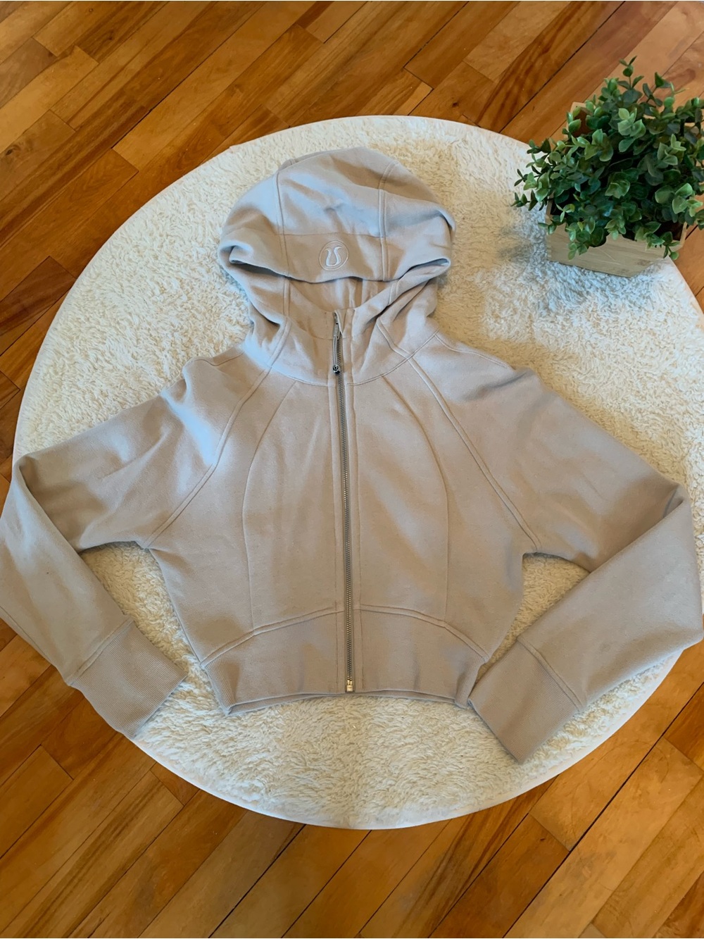 lululemon athletica Women's Cropped Hooded Scuba Zip Up Sweater